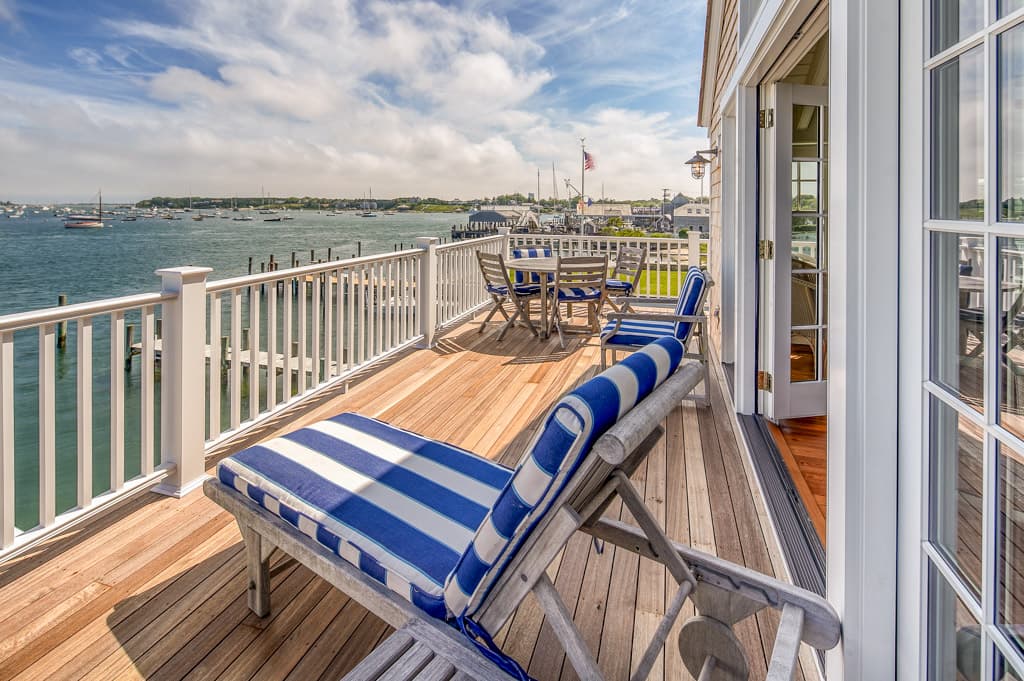 2nd Floor Deck