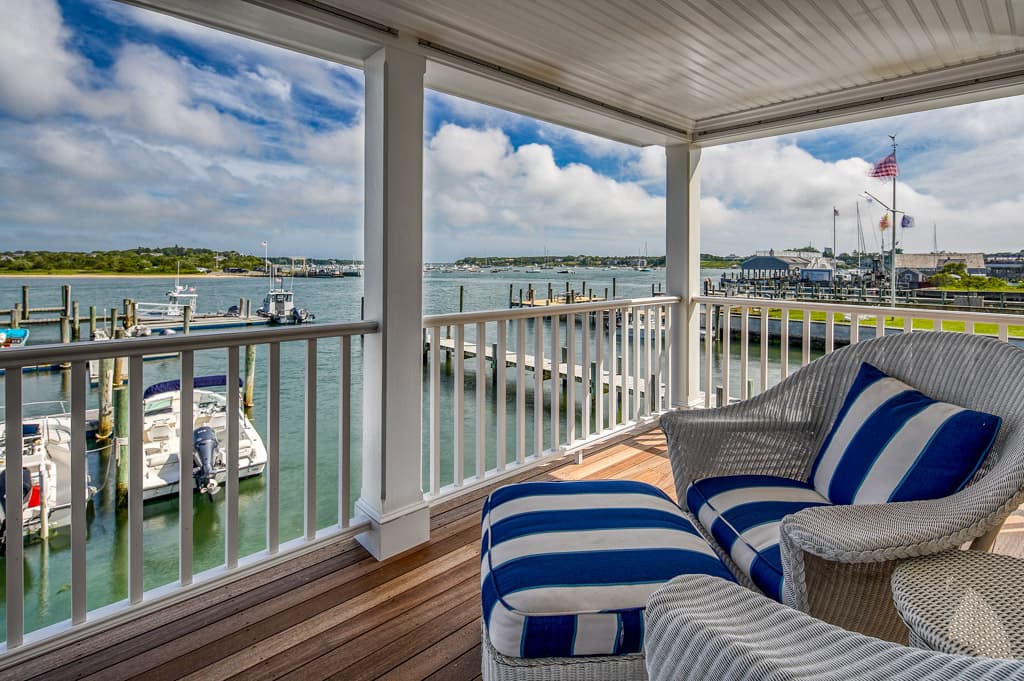 1st Floor Deck