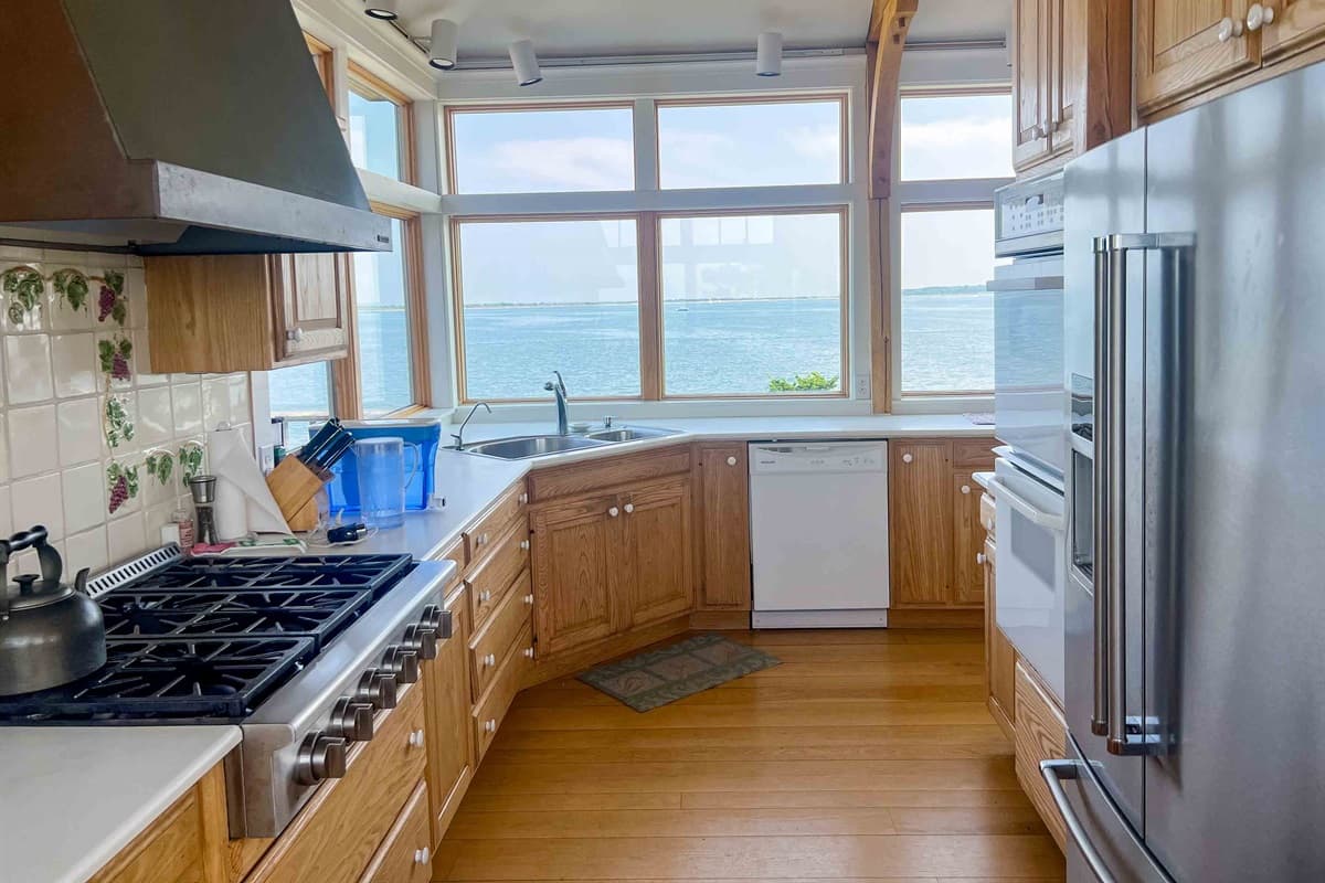 Gourmet Kitchen