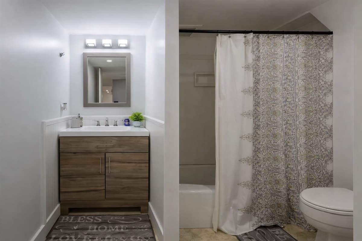 Bathroom 3 with walk-in shower