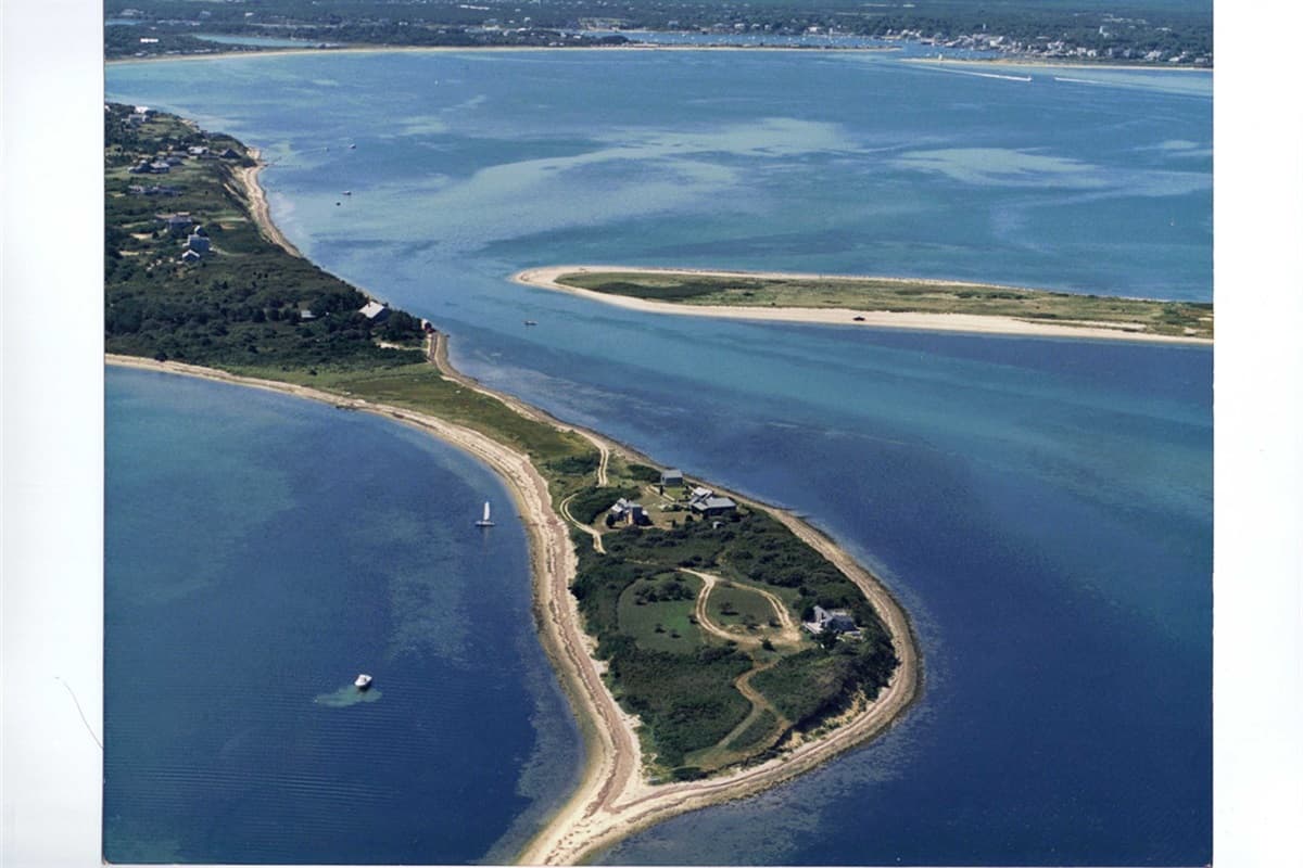 Outermost Penninsula view to Edgartown