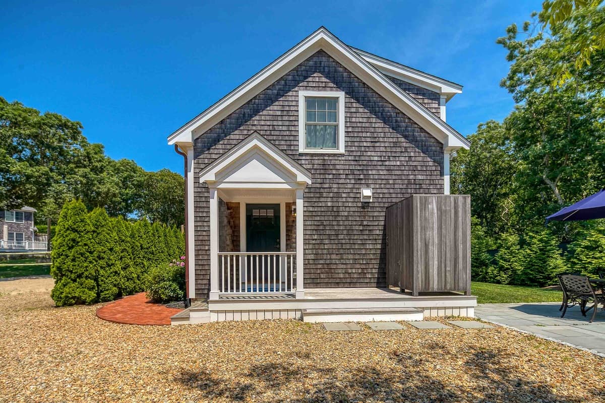 Back of House w outdoor shower