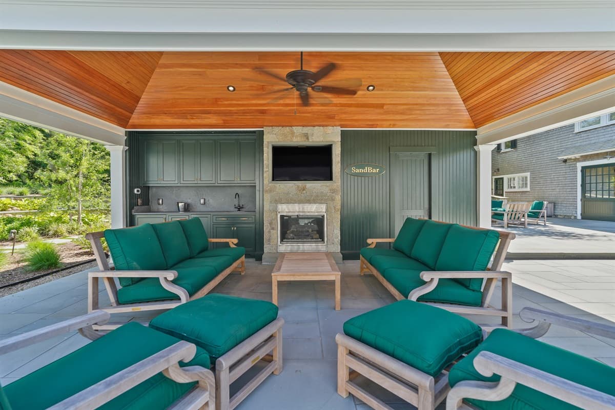 Pool House Sitting Area