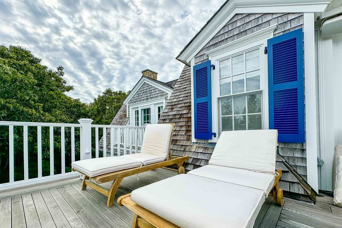 Living Room Deck