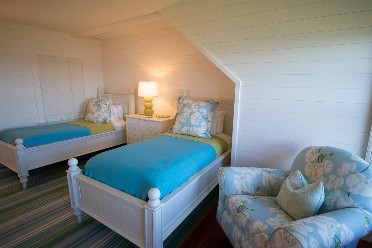 Bedroom Eight