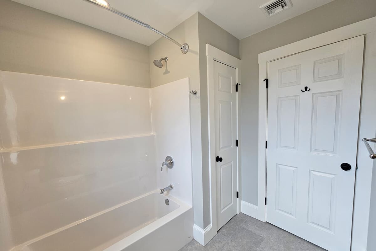 Primary ensuite bathroom